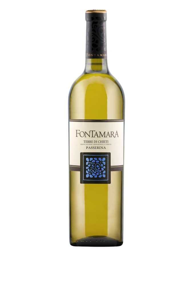 Pecorino o Passerina Terre di Chieti IGT o Montepulciano d'Abruzzo DOC 75 cl FONTAMARA in offerta da Iper La grande i