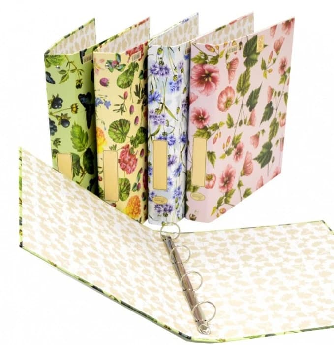Pigna copertina ad anelli Nature Flowers in offerta da Esselunga
