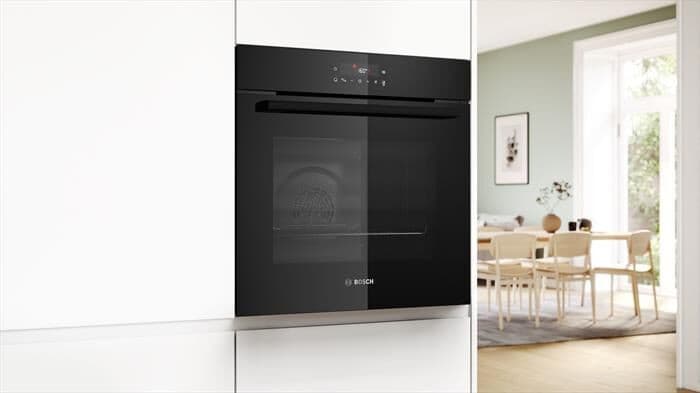 Bosch forno multifunzione HBA571BB4 in offerta da Comet