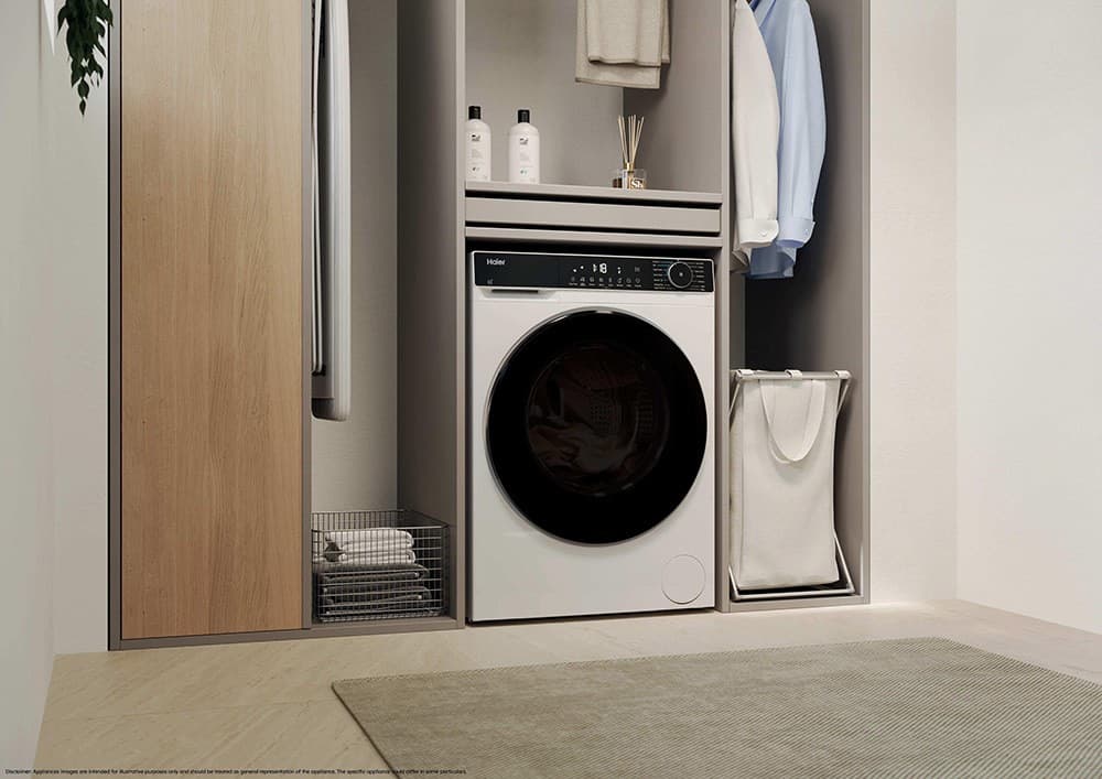 Lavasciuga Slim HWD90BP14357TUIT 9/5 kg HAIER in offerta da Unieuro