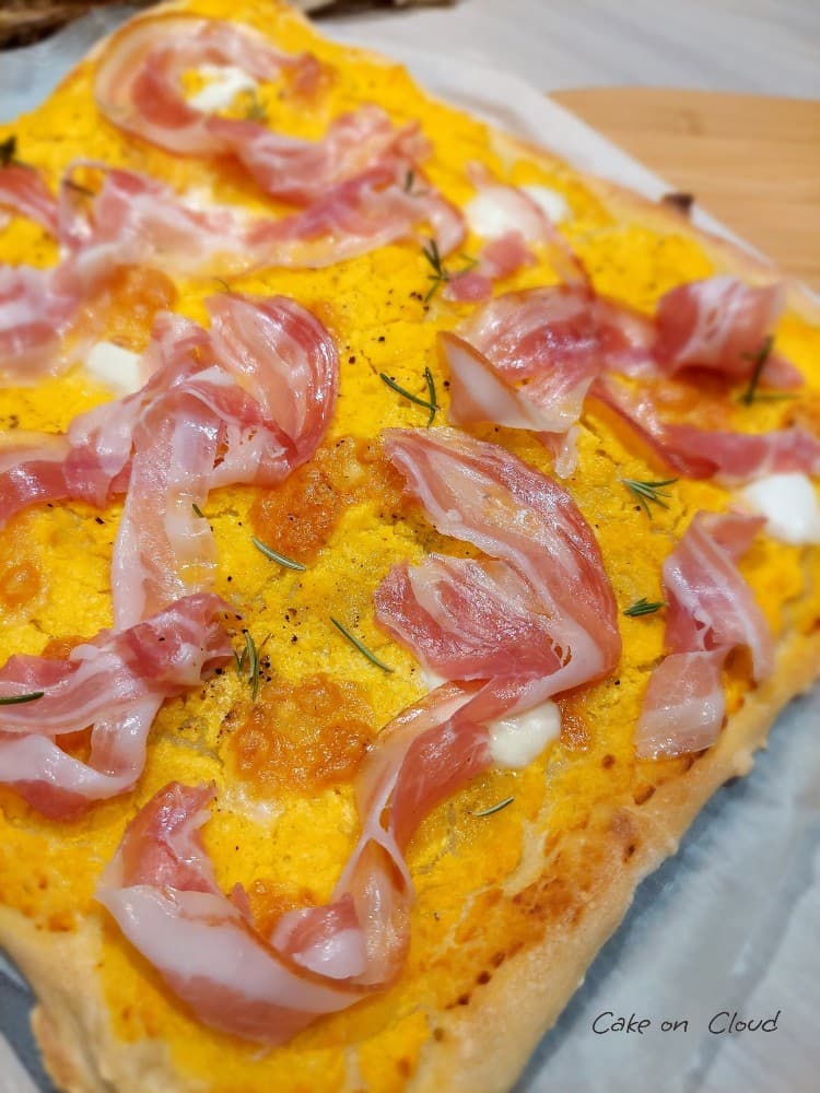 Pizza con zucca e pancetta, al kg – Esselunga