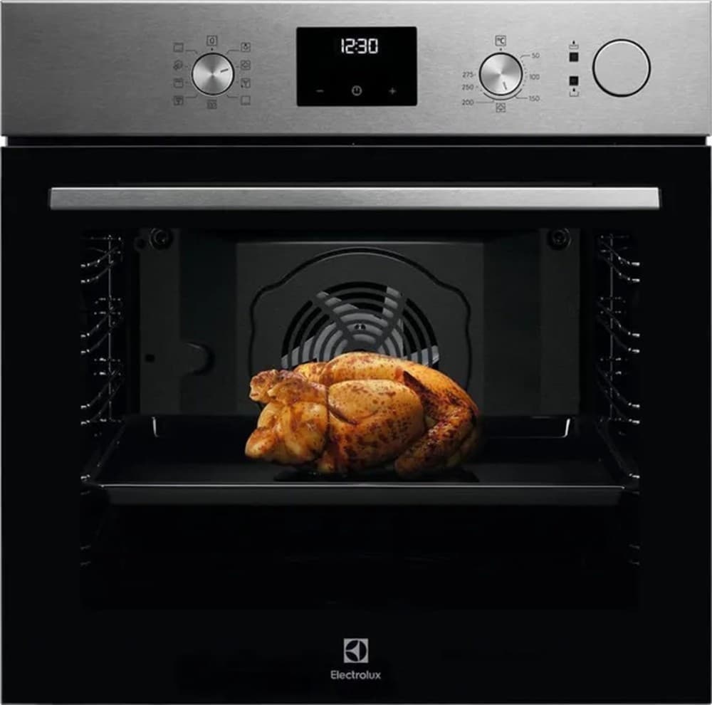 Electrolux forno multifunzione a vapore EOC3S44TX2 72 LT in offerta da Comet