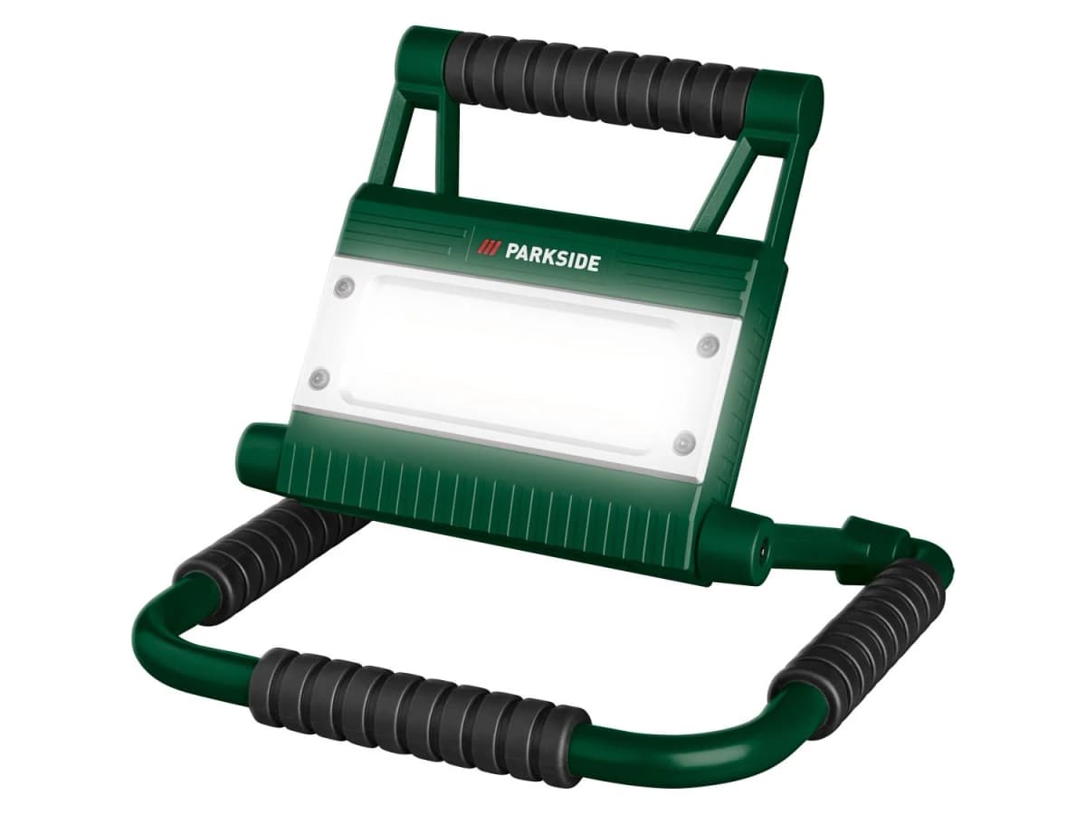 Parkside faro LED con power bank 24,5 x 22,5 x 3,5 cm (piegata) in offerta da Lidl