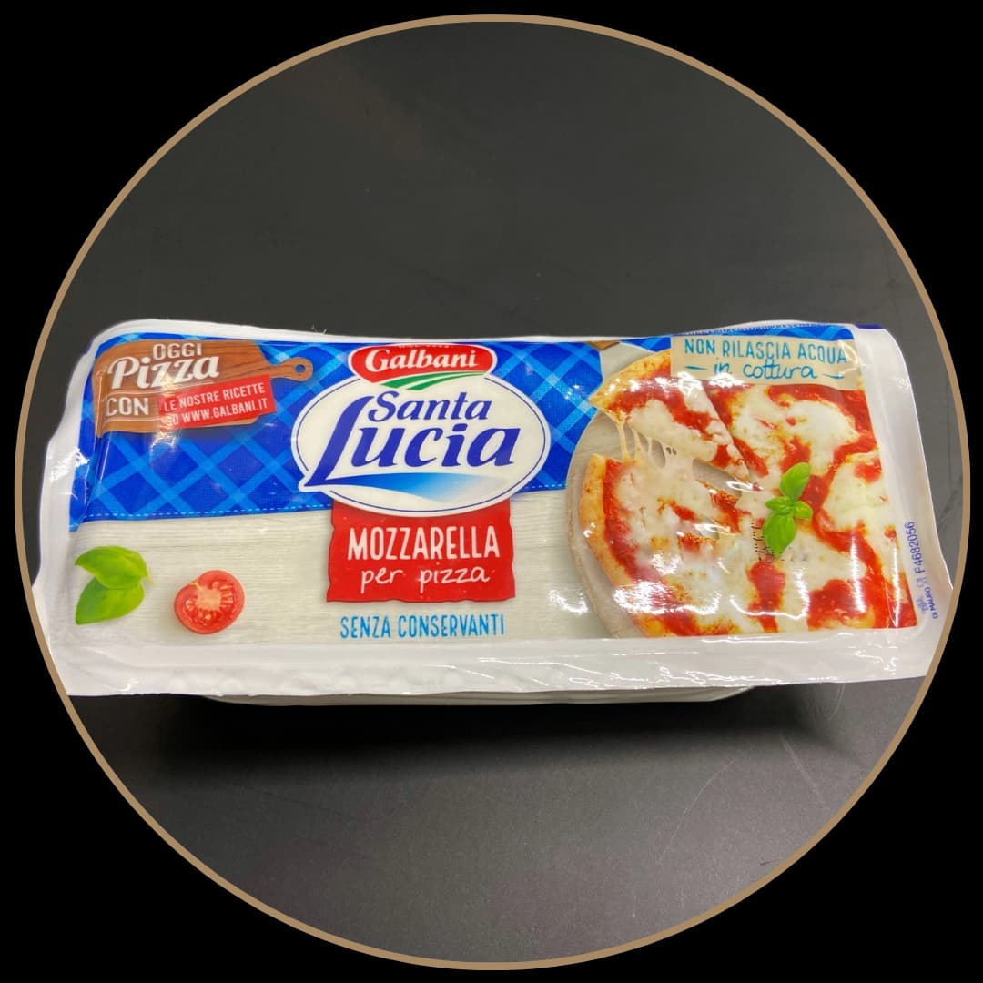 Panetto di mozzarella per pizza Santa Lucia 400 g Galbani in offerta da Iper La grande i