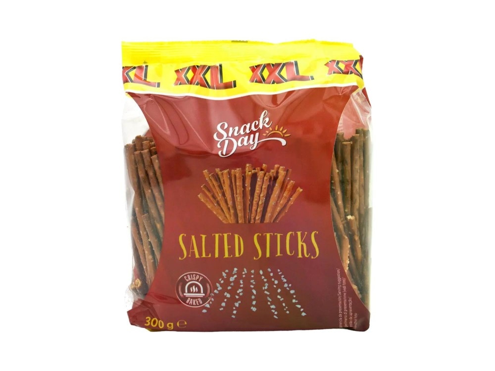 Bastoncini salati XXL 300 g confezione Snack day in offerta da Lidl