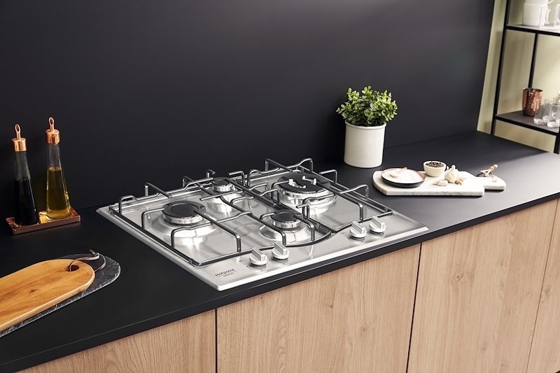 Hotpoint Piano cottura a gas PCN 642 T/IX/HAR in offerta da Comet
