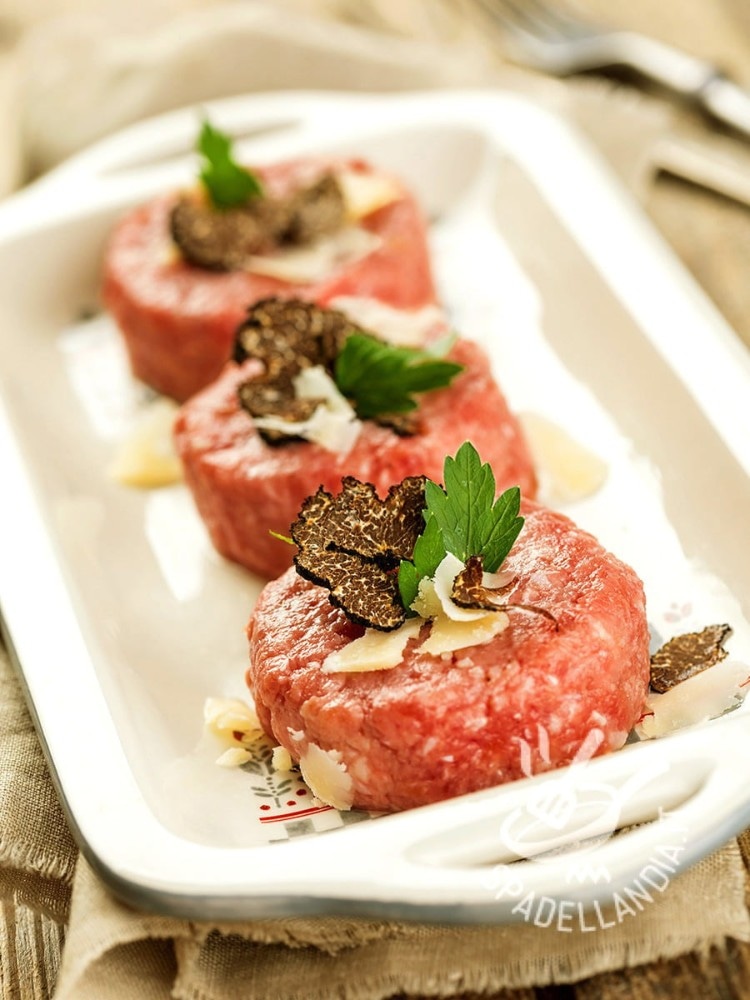 Tartare di bovino al tartufo 210 g in offerta da Lidl