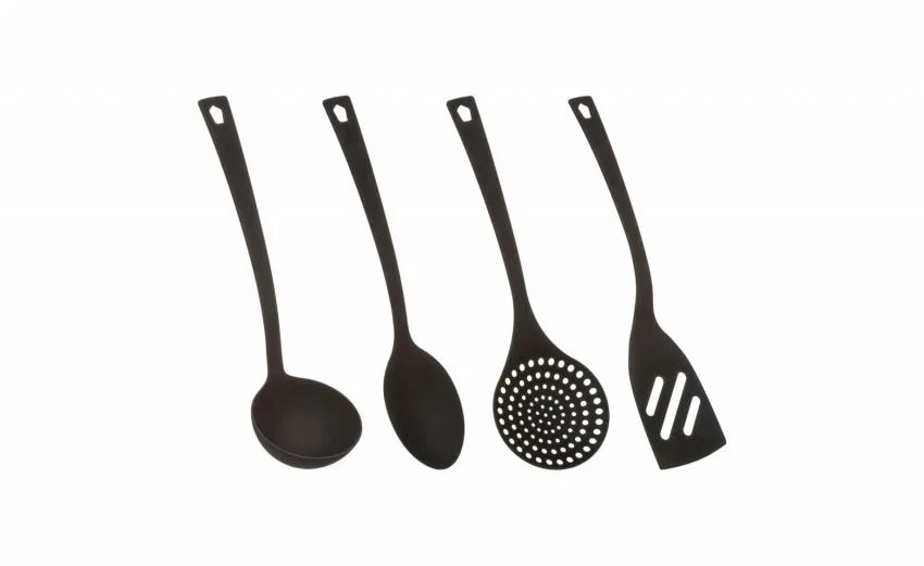 Set strumenti da cucina 4 pezzi in offerta da Carrefour