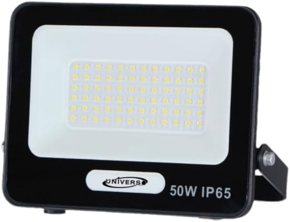 Faro proiettore On 50 watt in offerta da Il Gigante