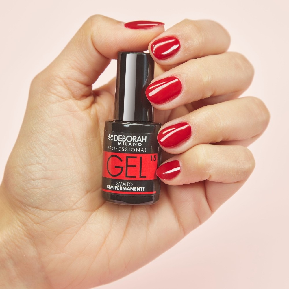 Deborah Milano Professional smalto gel semipermanente in offerta da Dm