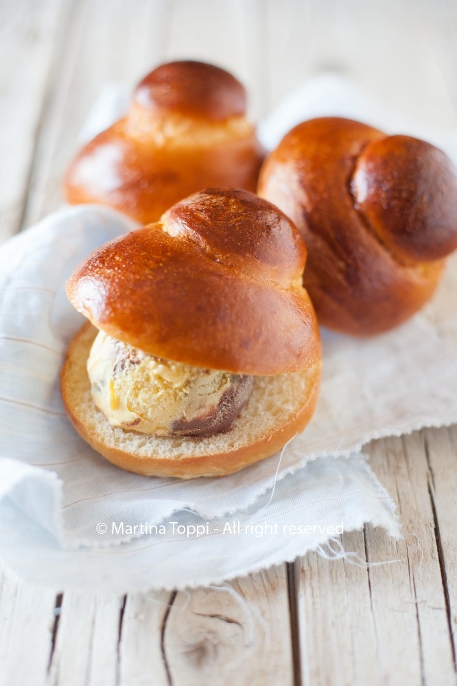 Brioches con il tuppo al pezzo in offerta da Il Gigante