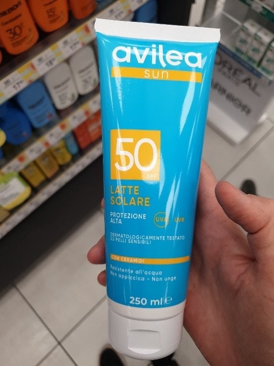 Avilea Olio Solare in offerta da Tigota
