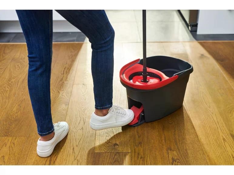 Sistema di pulizia pavimenti Easy Wring&Clean Vileda - Offerta nel negozio Lidl