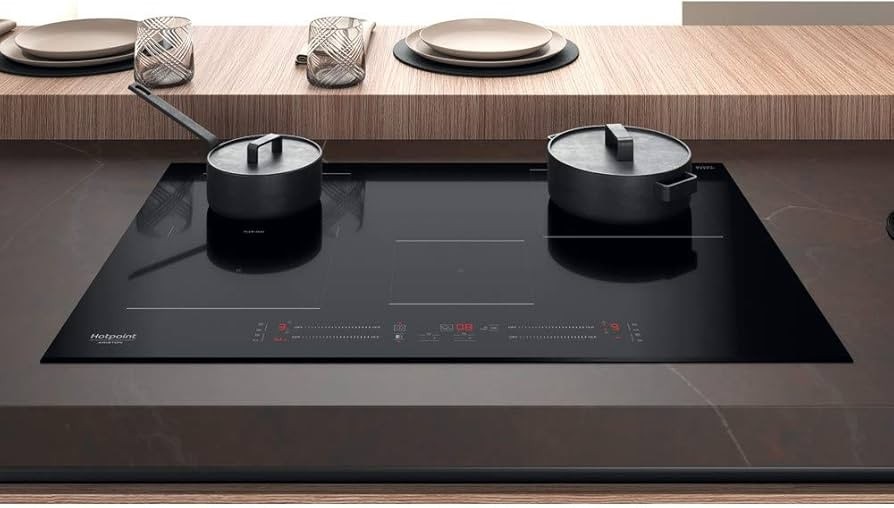 Piano cottura 77 cm Hotpoint - Offerta nel negozio Mondo Covienza