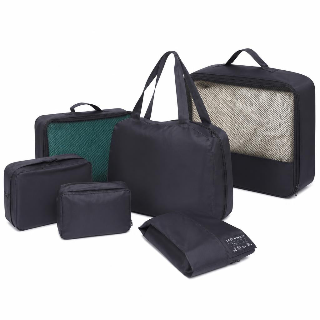 Set Last Minute Travel - Offerta nel negozio Risparmio Casa