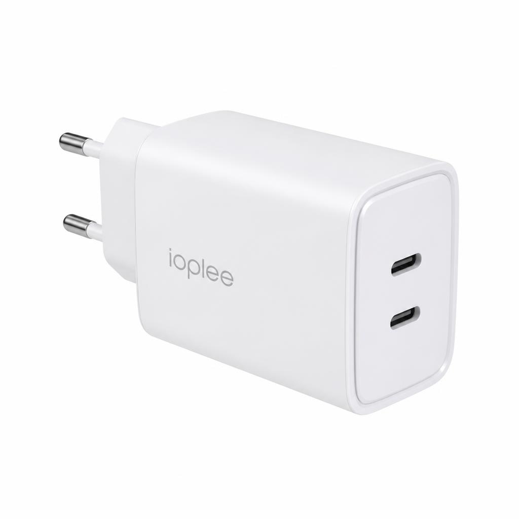 Ioplee caricabatteria 2 USB-C da 30W in offerta da Unieuro