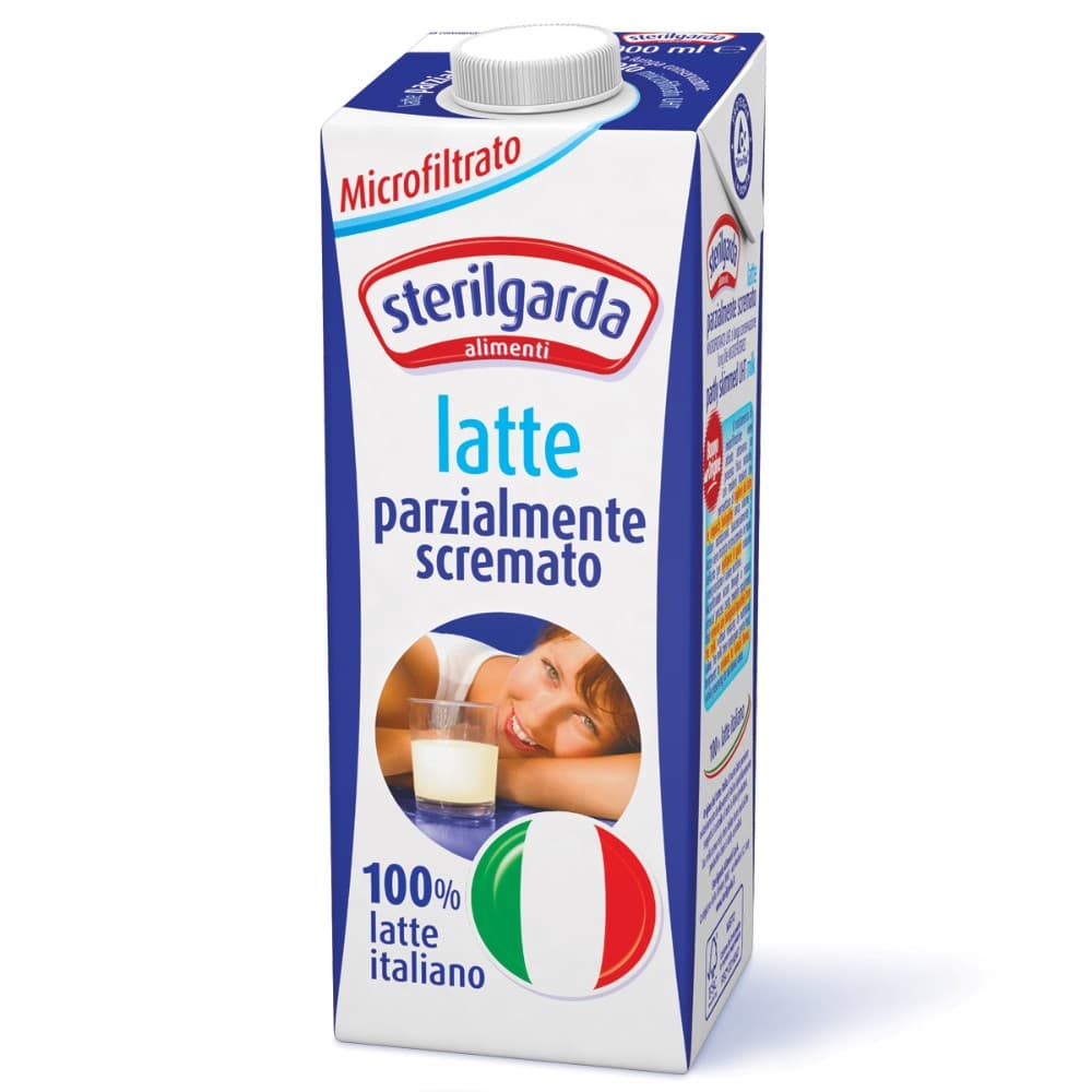 Latte microfiltrato parzialmente scremato UHT Sterilgarda, 1 l – Panorama