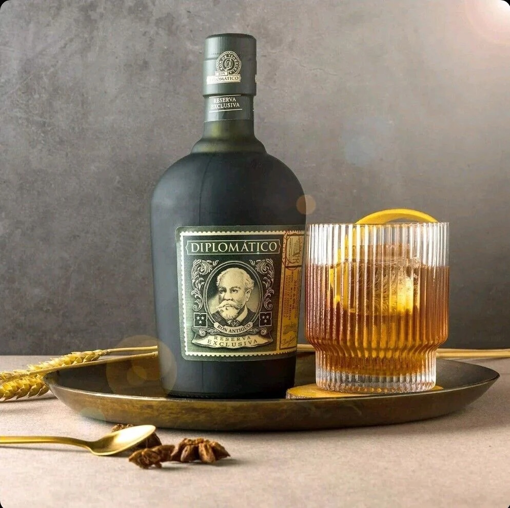 Rum Diplomatico Reserva Exclusiva 700 ml Diplomático - Offerta nel negozio Carrefour