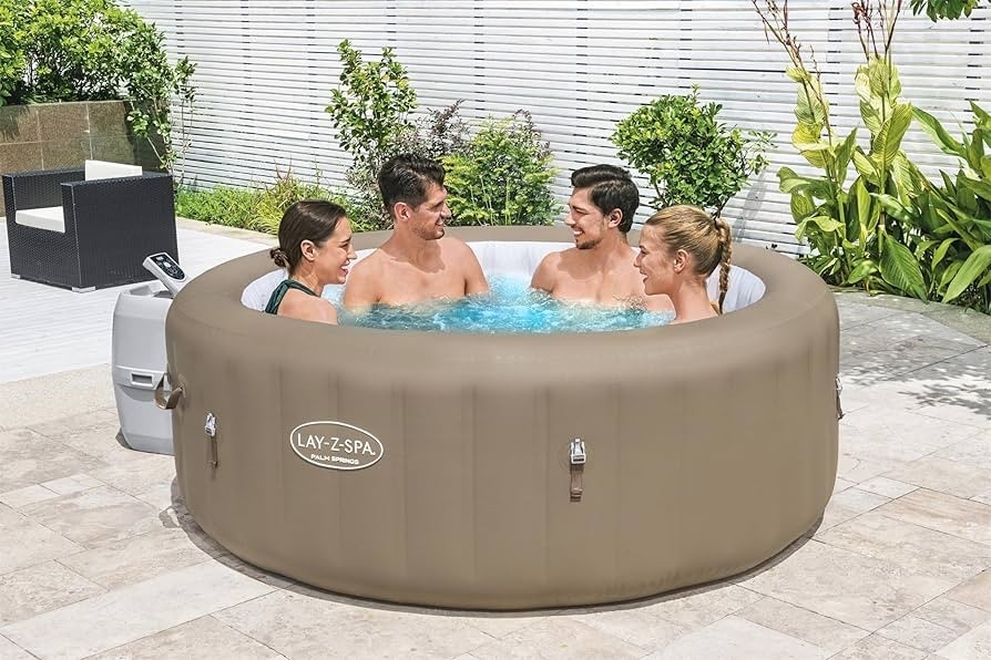 Lay-Z-Spa Palm Springs 6 posti - Offerta nel negozio Iper La grande i