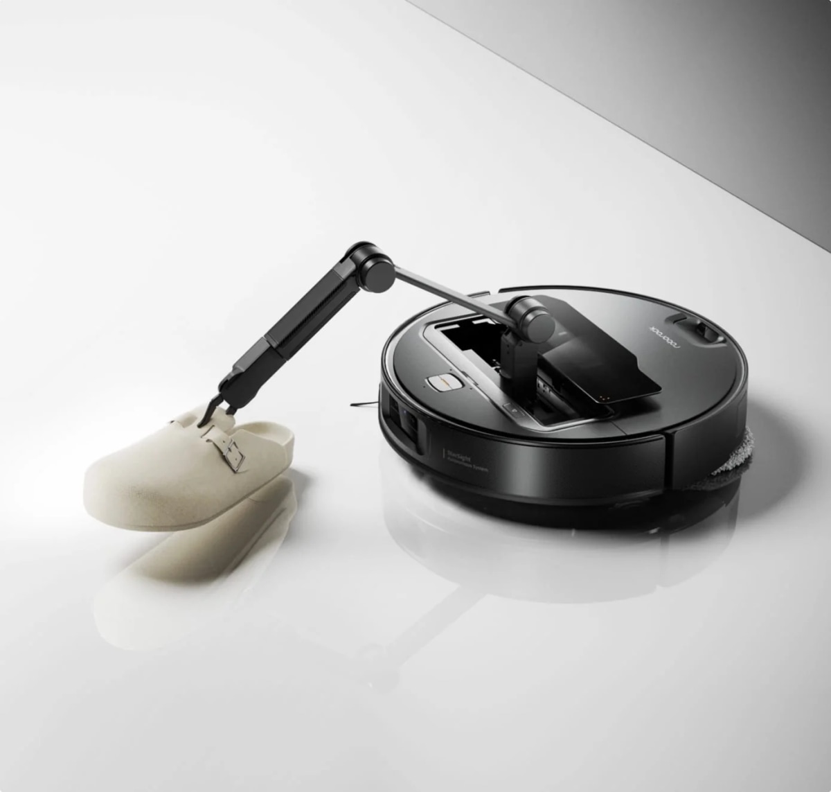Roborock Saros Z70 in offerta da Euronics