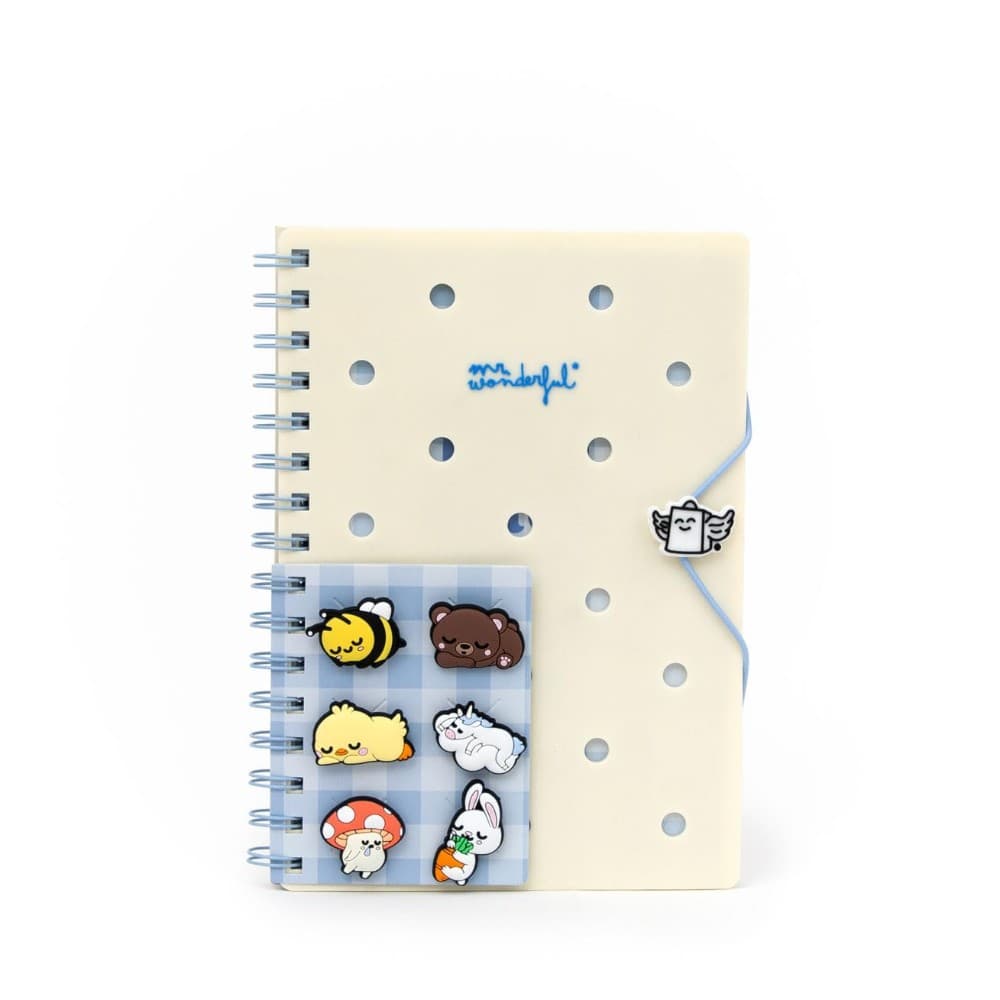 Quaderno spirale + charms in offerta da Risparmio Casa